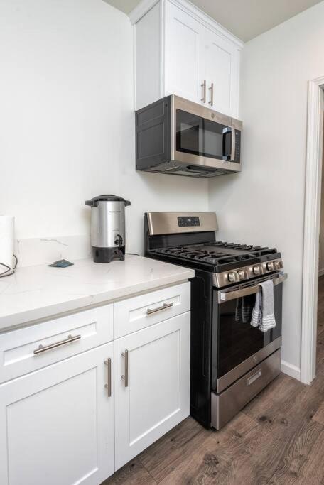 Chic And Spacious 3Br Gem In Central La Los Angeles Bagian luar foto