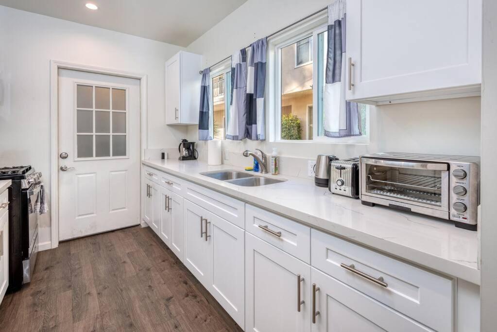 Chic And Spacious 3Br Gem In Central La Los Angeles Bagian luar foto
